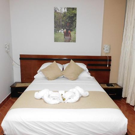 Hotel Tambopata Inn Puerto Maldonado Eksteriør bilde