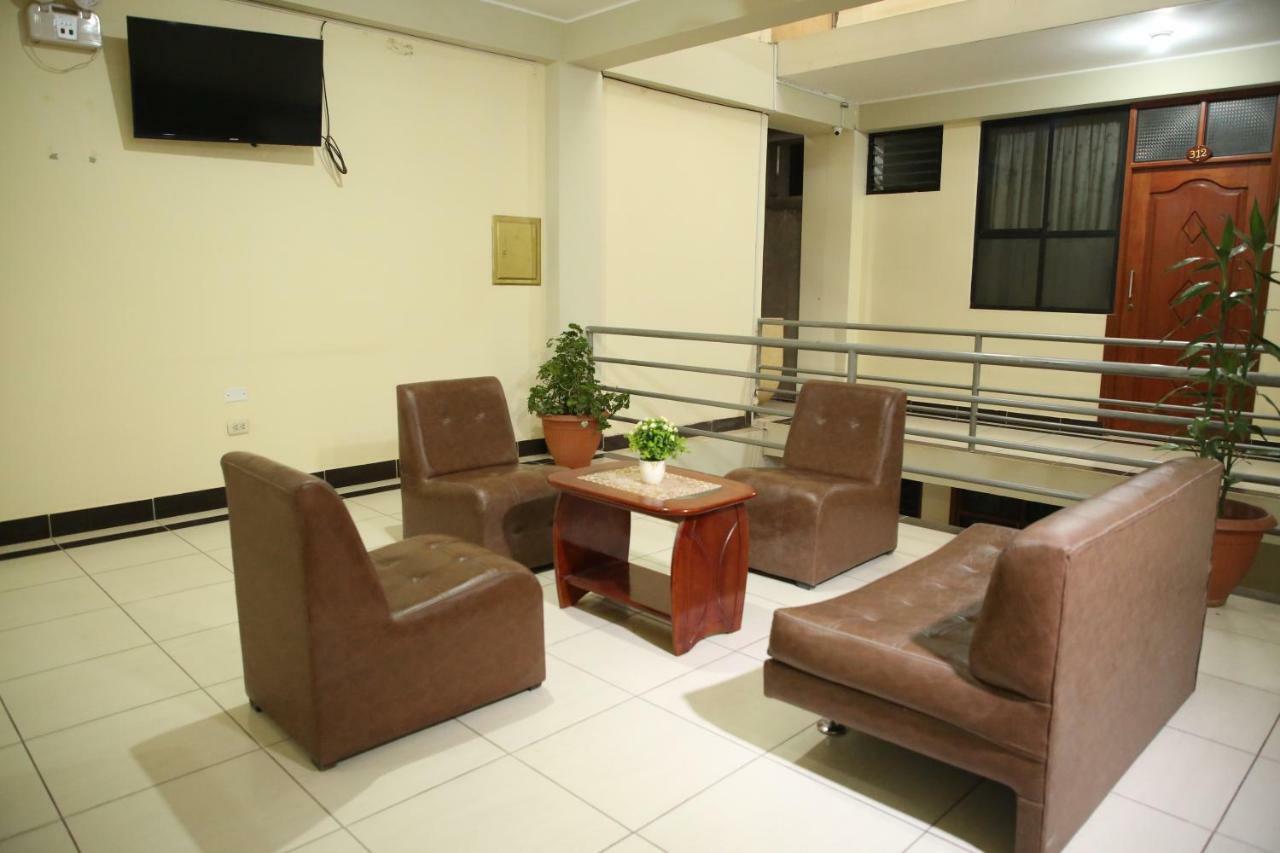 Hotel Tambopata Inn Puerto Maldonado Eksteriør bilde